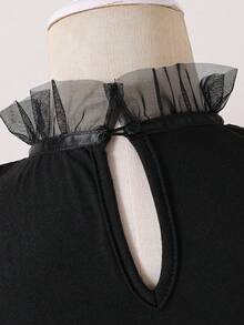 SHEIN Young Girls Elegant Black Ruffle Trim Collar Splice Sheer Beaded Long Sleeve Black Blouse, Valentine's Day Matching Mother-Daughter Polka Dot Blouse Black And White Blouse Bow Neck Blouse Sheer Sleeve Top High Neck Polka Dot Top - Black - View 11