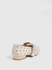 CUCCOO GRLICON Women's Casual Flat Shoes With Metal Decor, Minimalist Design