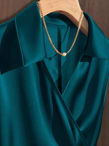 GlowEve Women's Collared Pleated Tie-Front Sleeveless Blouse Green Blue St Patrick's Day - Blue - View 6