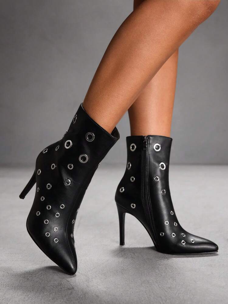 CUCCOO SZL Bottes cheville à talon haut à bout pointu avec décoration en métal ajouré, mode femme pour le travail