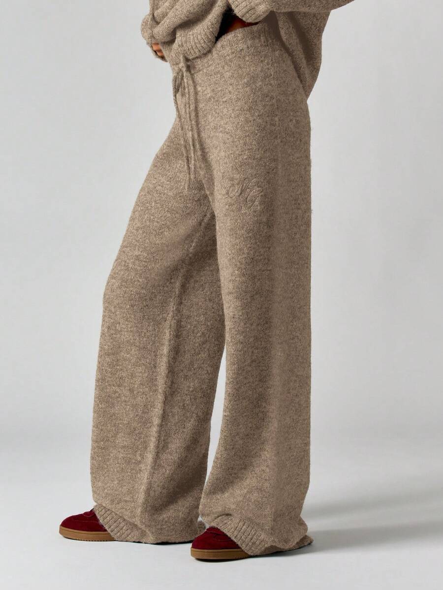 MISSGUIDED 针织高腰阔腿休闲裤，舒适保暖，适合冬季穿着，也可日常休闲穿着。 - 駝色 - 查看 1