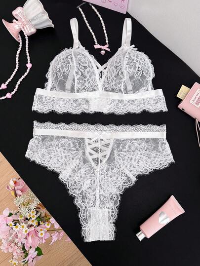 PetitDoll 2件套加大码无钢圈蕾丝拼接交叉蝴蝶结装饰文胸内裤内衣套装