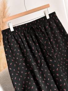 CosyJoli Plus Size Women's Ditsy Floral Pants, Black Wide Leg Loose Casual Trousers Spring Women, Spring Breaks - Black - View 5
