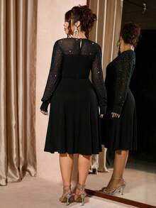 Cravure 大码女士优雅修身彩色串珠网纱拼接撞色连衣裙，面料拼接设计，A字收腰显瘦连衣裙，适合俱乐部派对晚宴穿着。 - 黑色 - 查看 2