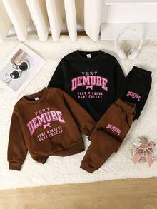 Genkimix Kids Conjunto de 4 piezas de sudadera con estampado de moda para niñas de 4 a 7 años, sudadera con capucha de manga larga y pantalones casuales, adecuado para salidas, 2 conjuntos - Multicolor - Ver 1