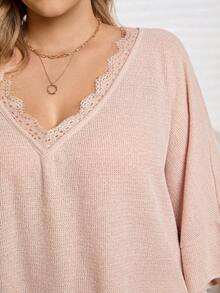 Rosumi 大码女式纯色撞色蕾丝V领七分袖宽松T恤，冬季圣诞新年针织上衣，舒适T恤，情人节、母亲节礼物，舒适休闲海滩春假休闲装 - 白色 - 查看 7