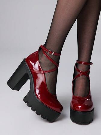 Damen Geschlossene Zehen Kreuz-Riemen Mary Jane Schuhe, Punk Goth Plateau Dicker Absatz Einriemen Formelle Arbeits Pumps