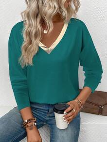 EMERY ROSE Camiseta feminina casual de manga comprida com decote em V e detalhes dourados contrastantes. - Verde-azulado - Ver 4