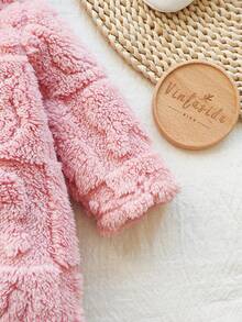 SHEIN Vintaside Kids Newborn Simple Stylish Cute Polka Dot Long Sleeve Hooded Fleece Romper Pajamas - Pink - View 9