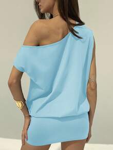 Aloruh Modern Sexy Asymmetric Shoulder Short Sleeve Mini Bodycon Dress For Young Ladies - Baby Blue - View 2