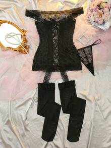 DelicateAllure Lencería de talla grande - Allure sexy, tirantes cruzados, hombros descubiertos, diseño patchwork de encaje - Negro - Ver 1