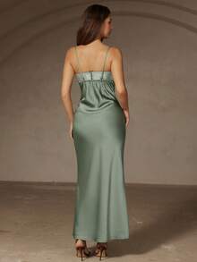 Aveloria Rosie Set de 2 vestidos de mujer con tirantes de lentejuelas y ajustados al Body - Verde militar - Ver 3