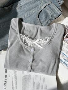 1-Piece Teen Girls Elegant Y2K Aesthetic Ribbed Knit Short-Sleeve Top With White Lace Trim, Button Front Details, Breathable Fitted Fabric And Multi-Scene Styling For Casual Daily Wear, School And Weekend Outings