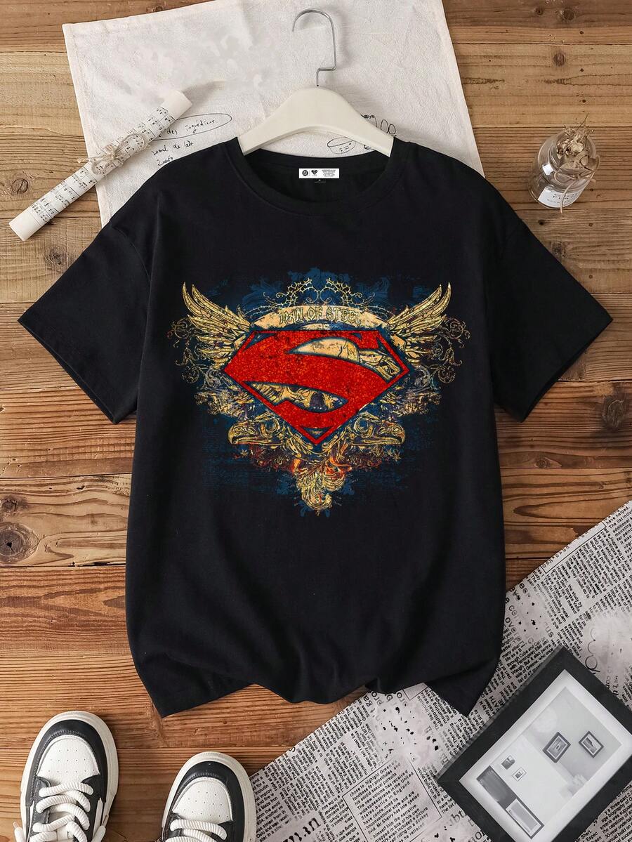 SUPERMAN X SHEIN 女士休闲宽松圆领短袖T恤，适合夏季 - 黑色 - 查看 1