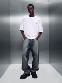 PLAYBOY X SUMWON 男士印花宽松版型七分袖圆领休闲棉混纺T恤，休闲街头风上衣 - 白色 - 查看 3