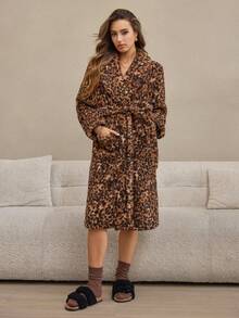 HautHeat 女士豹纹长袖蓬松宽松睡袍，冬季 - 咖啡棕 - 查看 3