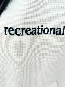 FRIFUL 女士运动条纹撞色纽扣短袖字母印花T恤和短裤套装，2件套家居服套装 - 白色 - 查看 6