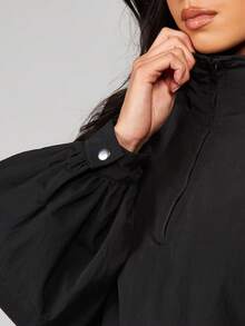 MISSGUIDED Glänsande vindjacka för kvinnor, dragkedja fram, höftlång jacka, elastiska muddar, höstvinterytterkläder - Svart - Visa 4