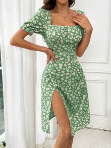 Breezaya Women's Random Printed Simple Daily Short-Sleeved Square Neck Dress Vacation Beach Outfit - Green - View 3