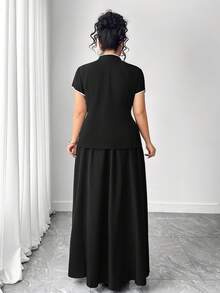 Elenzga Conjunto de 2 piezas de camisa abotonada con bloqueo de color elegante y falda para talla grande - Negro - Ver 2