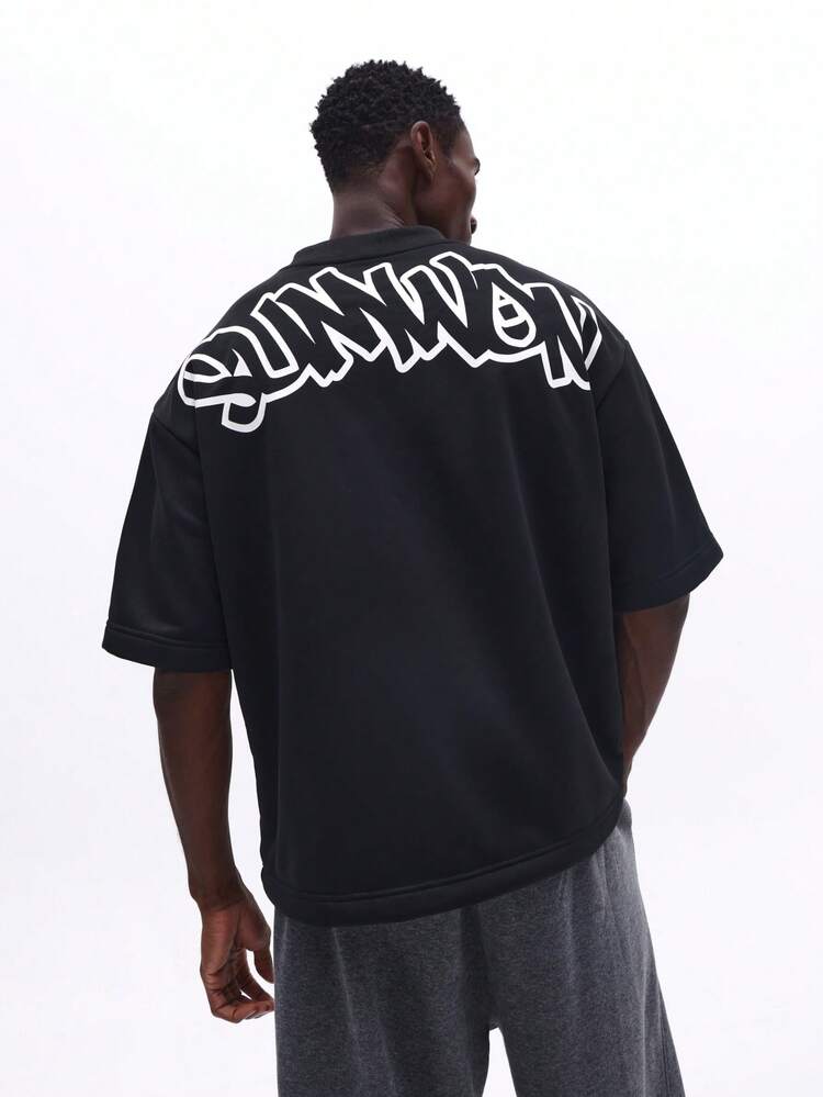 Normales Rundhals-T-Shirt mit Rückengrafik