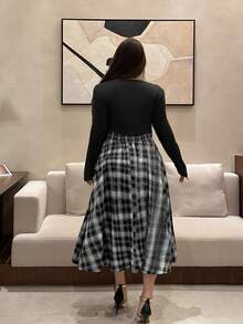 Vibekara Bộ 2 món áo khoác kaki phong cách Mỹ cổ điển và váy kẻ caro dành cho nữ - Đen và trắng - Xem 2