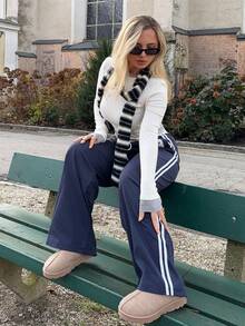 Jeta Ari Pantalon droit à taille basse pour femmes, imprimé numérique contrasté rayé, style sportif automnal. Idéal pour la rentrée, le style de rue, le look Y2K chic automnal - Bleu marine - Voir 6