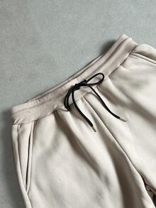 Manfinity ZONE917 男士字母与花卉印花抽绳腰袋阔腿宽松休闲运动裤，男士花裤，男士宽松运动裤，男士奶油色慢跑裤，带花慢跑裤，带花运动裤，2000 年代风格 - 卡其色 - 查看 3