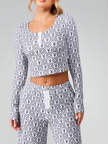 Missguided x Playboy Printed Long Sleeve Crop Top And Wide Leg Trouser Two Piece Lounge Set With Monogram Pattern For Loungewear And Casual Wear - Multicolor - View 5