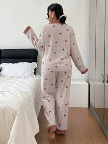 SHEIN 大码撞色领荷叶边爱心条纹长袖修身睡衣套装，女士冬季服装 - 彩色 - 查看 2