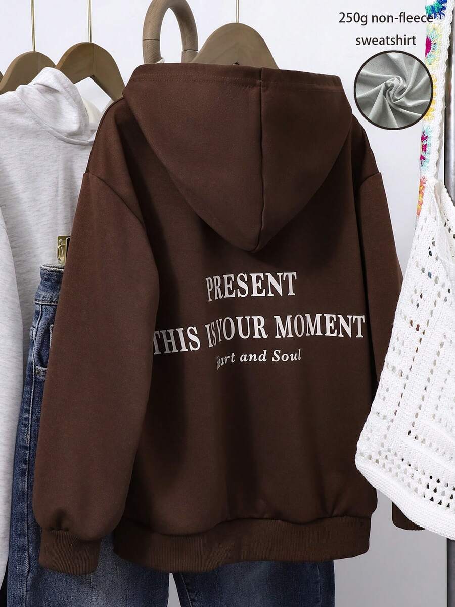 少女卫衣,棕色,长袖,罗纹袖口和下摆,背面杏色印花,时尚休闲韩版卫衣,适合秋冬季外出、度假、通勤。 - 棕色 - 查看 1