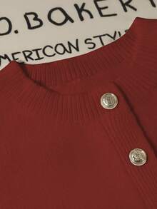 GlowEve 白色毛衣女士别致腰部荷叶边下摆短款开衫，独特金属纽扣装饰，时尚女士针织夹克 - 酒紅色 - 查看 6