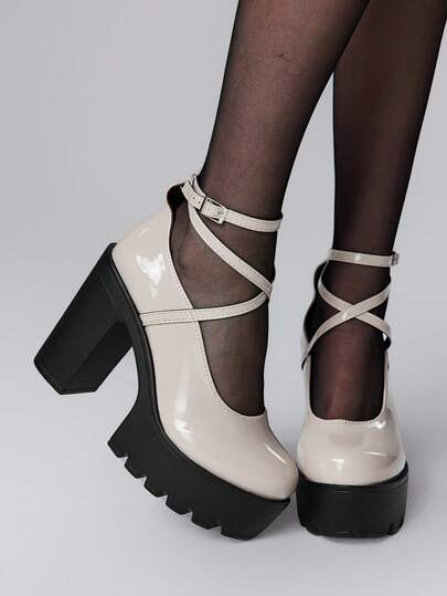 Damen Geschlossene Zehen Mary Jane Schuhe mit Kreuzriemen, Punk Goth Plateau Absatz Schuhe mit dickem Absatz, Riemen mit Schnalle, JK Uniform Schuhe, wasserdichte formelle Arbeits High Heels