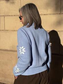 Vivie Lora Áo len cardigan cổ bẻ in họa tiết toàn thân cho nữ - Màu xanh lam - Xem 3