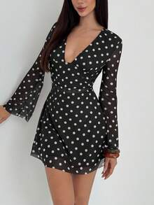 Aloruh 女士复古波点网纱印花性感深V领长喇叭袖迷你连衣裙，适合约会、外出、日常穿着、派对、舞会和教师着装 - 黑色 - 查看 6