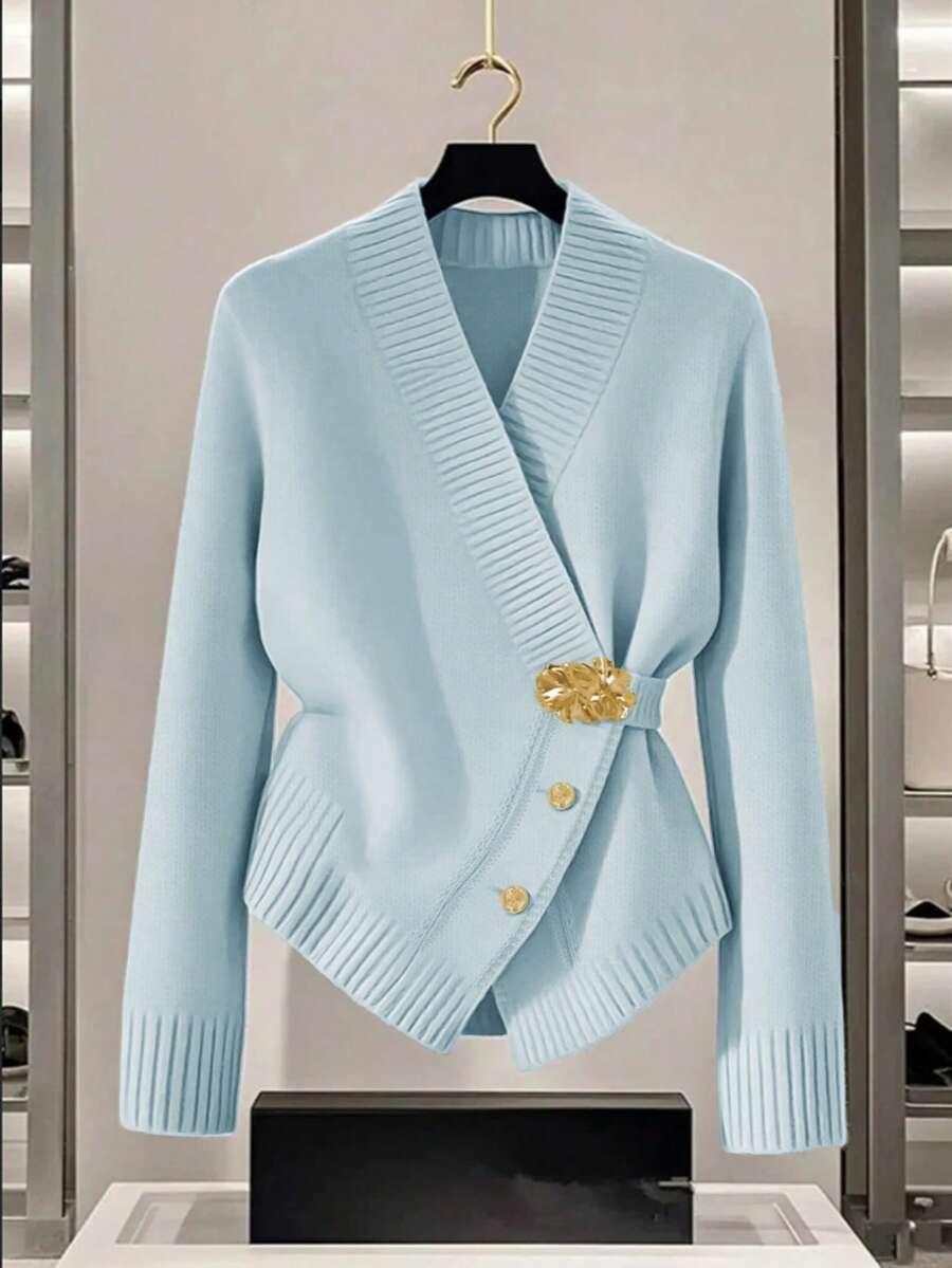 GlowEve 女士蓝色毛衣，新款秋冬金属纽扣不对称开襟开衫，百搭通勤风格 - 藍色 - 查看 1