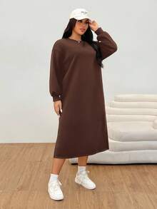 SHEIN EZwear 大码女式棕色长袖休闲卫衣连衣裙，侧开衩下摆，保暖内衬，秋冬款 - 棕色 - 查看 3