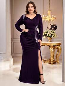 Coutiva 大码优雅黑色长袖V领侧开衩钻石装饰晚礼服 - 紫色 - 查看 4