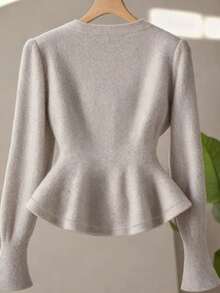 GlowEve V领金属纽扣腰部荷叶边下摆加长袖女式开衫 - 淺灰色 - 查看 2