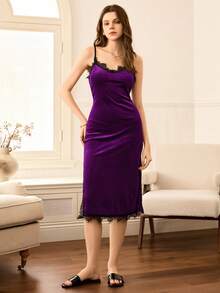 SHEIN Moireta 优雅侧开衩蕾丝边拼接装饰酒红色韩版丝绒女士吊带睡裙睡衣女士睡袍女士睡裙女士睡衣紫色睡裙睡衣，冬季 - 紫色 - 查看 4