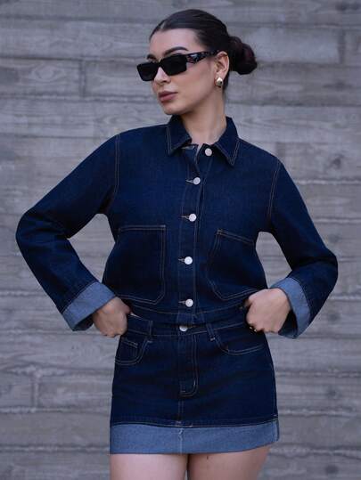 Andrea Bello Conjunto de mujer de mezclilla azul oscuro con chaqueta de mezclilla de manga larga y falda con dobladillo plegado, nuevo estilo coreano casual de oficina para otoño e invierno, estilo Ins, abrigo de otoño de 2 piezas, conjunto de mezclilla para mujer