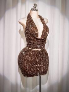 SHEIN ICON Plus Size Burgundy Sequin Halter Backless Blouse, Suitable For Party, Sexy Sequin Party Top Elegant Women's Blouses - Burgundy - View 4