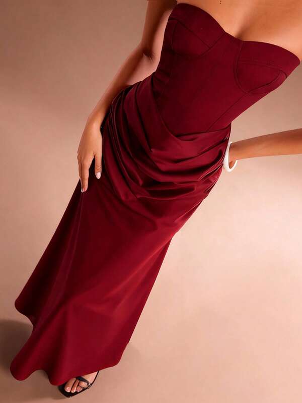 Glamine 纯色缎面拼接，优雅修身无肩带鱼尾连衣裙，适合新年、圣诞节、家庭聚餐等场合，展现年轻女士风范。