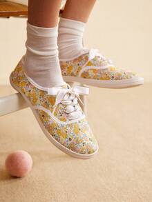 CUCCOO EASI 女士休闲系带舒适平底帆布鞋，适合日常穿着