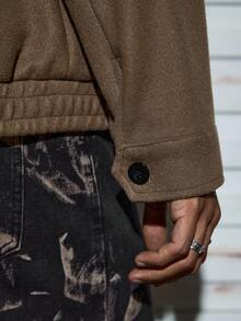 Modcrash 男士高品质重磅翻领羊毛混纺短款夹克，美式复古休闲时尚轻便防风外套，适合春、秋、冬春夏三季穿着，复古美式风格，男女皆宜，宽松版型夏季服装——适合日常穿着和夏季度假穿着。 - 棕色 - 查看 3