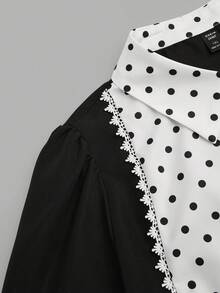 Sweetra Đầm chữ A tay dài khoét sâu chấm bi cổ chữ U màu tương phản có dây rút phía trước cỡ lớn dành cho nữ - Đen và trắng - Xem 5