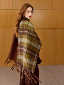 MOTF PREMIUM VERSATILE DOUBLE-SIDED PLAID FRINGE SCARF - Rust - View 5