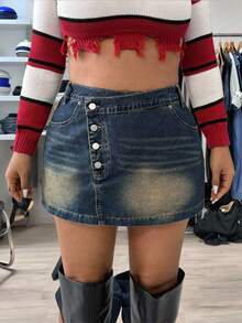 SHEIN Unity Plus Size Women Y2K Fashion Casual Washed Distressed Denim Mini Skirt - Dark Wash - View 3