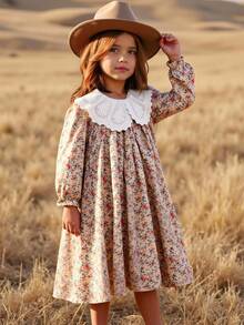 SHEIN Genkimix Kids 女童碎花宽松长袖连衣裙，弹性袖口，领口饰有花朵，前襟纽扣开合，休闲时尚，适合上学、通勤和秋季穿着。 - 棕色 - 查看 3