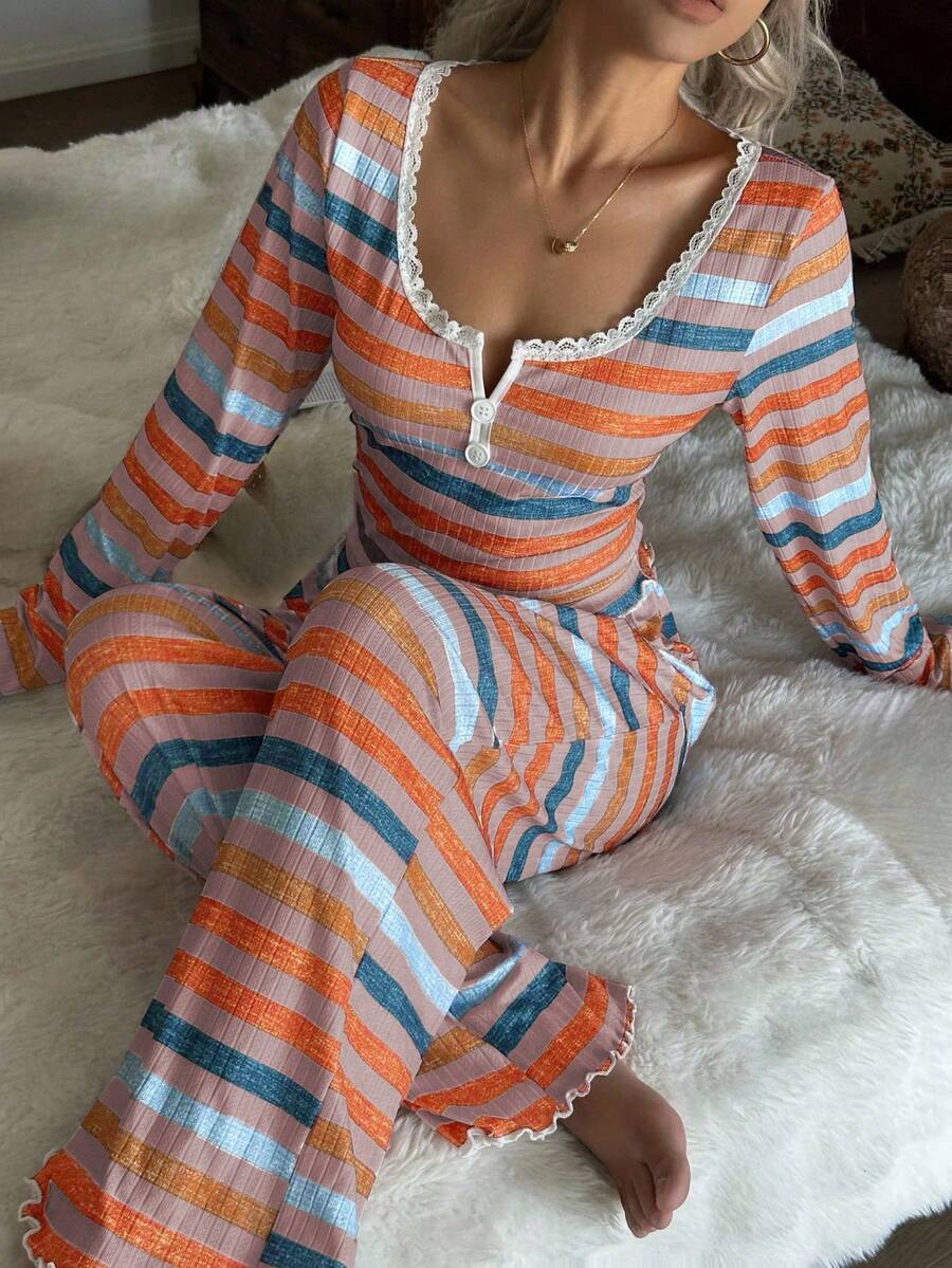 SHEIN 女士休闲彩色条纹印花蕾丝边圆领长袖睡衣套装，冬季服装 - 彩色 - 查看 1